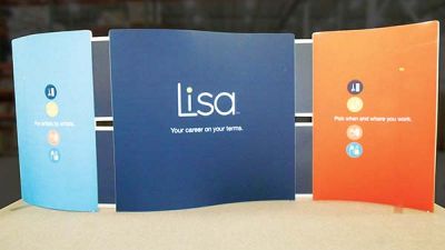 Custom trade show exhibit structures, like design # 581506 stand out on the convention floor. Draw eyes to your trade show booth with exciting custom exhibits & displays. We can customize any trade show exhibit or display to your specifications.