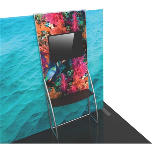 Formulate Backwall Accent 10 adds a stunning graphic accent to any tradeshow display. This one-of-a-kind Formulate accessory works with either 10� or 20� backwalls and includes its own frame and pillowcase graphic.